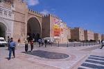 Sfax : Saisie de faux uniformes militaires dans une voiture de louage