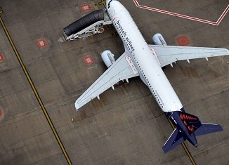 Atterrissage d'urgence d'un Airbus de Brussels Airlines dans un aéroport au nord de bruxelles à cause d'une panne de l'un des réacteurs