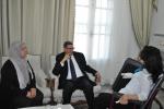 Tunisie , Gouvernement : Habib Essid reçoit Mme Lobna Ben Smida une lauréate à besoins spécifiques