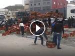 Tunisie : accident d'un camion transportant de la bière à El Ouerdia (vidéo)