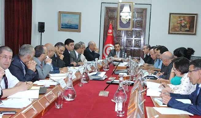 اتخاذ اجرءات بخصوص مشروعي المدينة الاستشفائية بالخبايات والمدينة الرياضية بوخاطر بالعاصمة