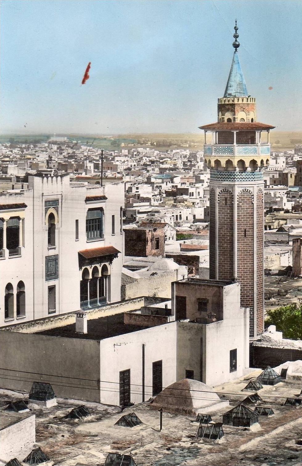 TUNISIE - TUNIS - Le Minaret de la Mosquée Sidi Ben Arous