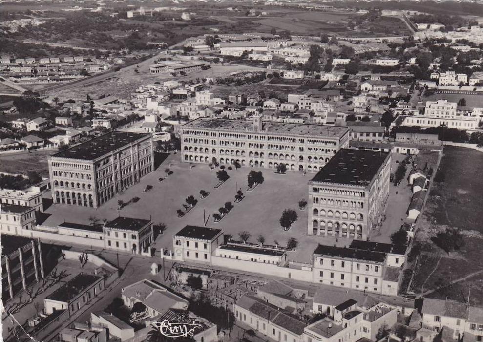 AFRIQUE DU NORD,TUNISIE,MAGHREB,TUNI SIA,BIZERTE,QUARTIER JAPY,VUE AERIENNE TRES BELLE