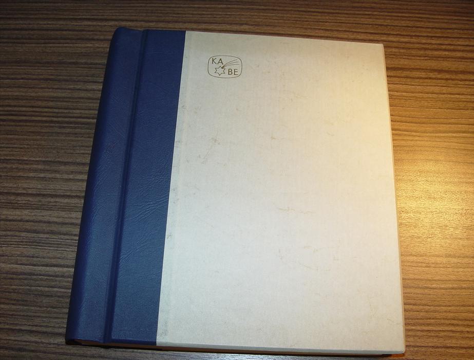 ALLEMAGNE RFA 66/7-79 + BERLIN 71 et 76-79 ** env 600 timbres SUR PAGES KABE AVEC RELIURE ... A COMPLETER !!! PHOTOS !!!