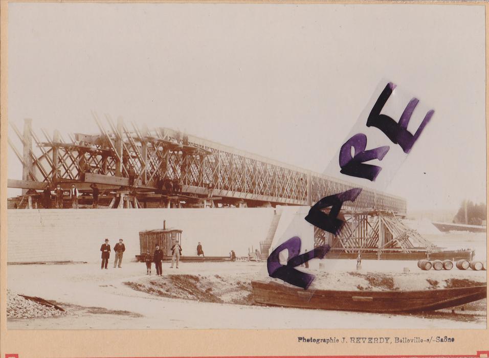 69,CONSTRUCTION,PONT,BELL EVILLE,BELLEVILLE SUR SAONE,1900,RHONE,OUVRIER, METIER,PORT,ROUTE DU VIN,PHOTO ANCIENNE,REVERDY