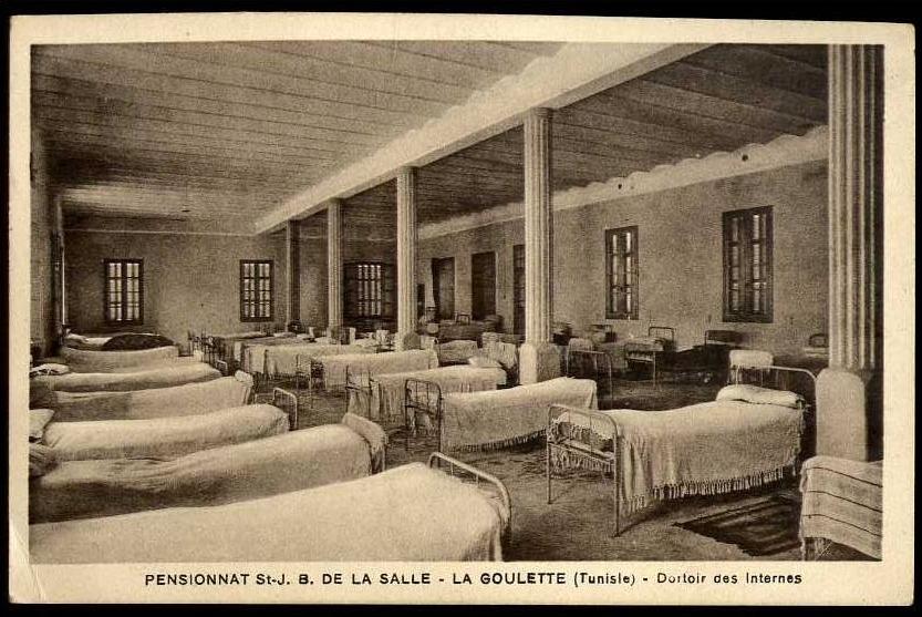 Cpa Tunisie La Goulette Pensionnat St J.B.De La Salle dortoir des internes D11