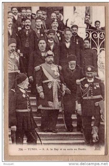 TUNISIE - TUNIS - 706 - S.A. LE BEY ET SA SUITE AU BARDO - éditeur ND