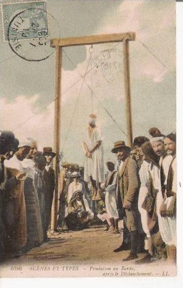 TUNISIE 6386 SCENES ET TY¨PES PENDAISON AU BARDO APRES LE DECLANCHEMENT 1910