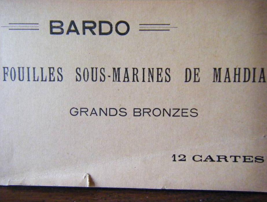 TUNISIE - carnet de 12 CPA - fouilles sous-marines de MAHDIA - grands bronzes - musée du BARDO